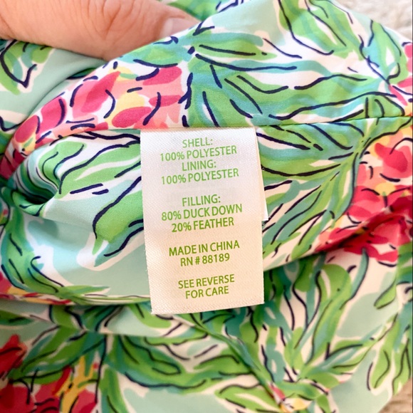 Lilly Pulitzer Lauren Vest - Picture 10 of 10